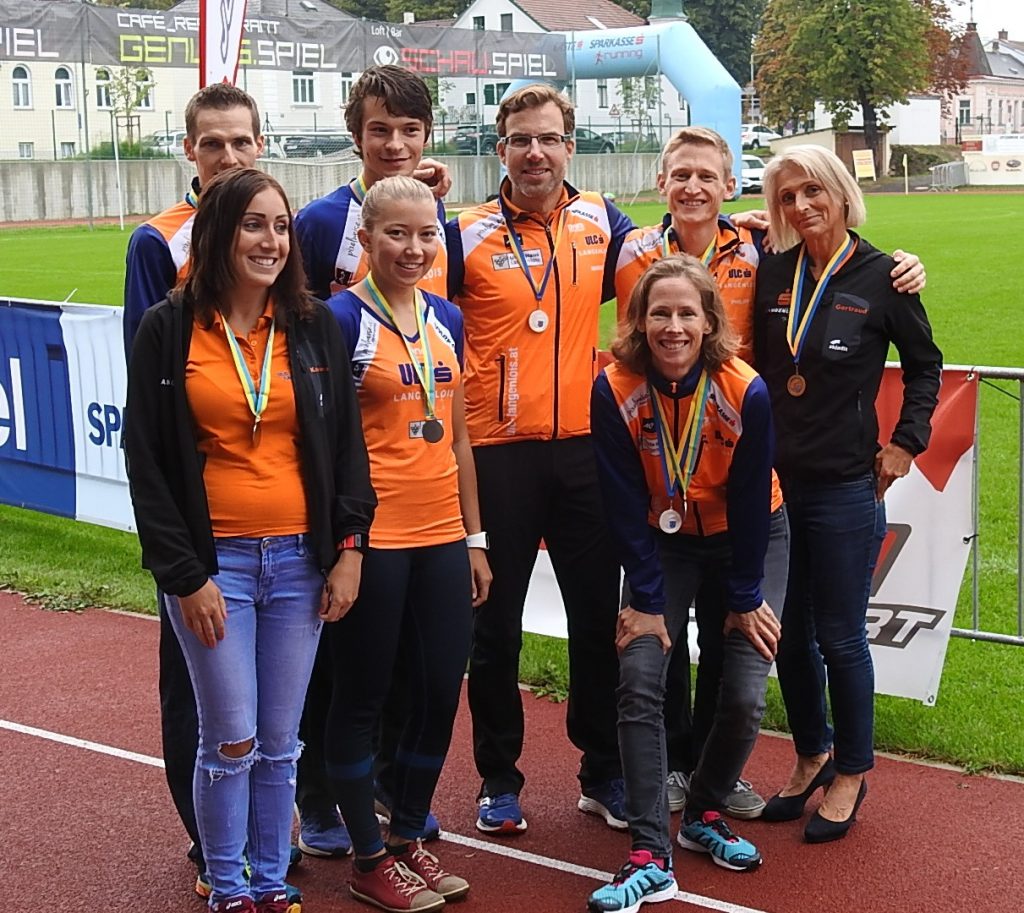 Unsere glücklichen Medaillengewinner der Landesmeisterschaft im 10KM Straßenlauf 2108